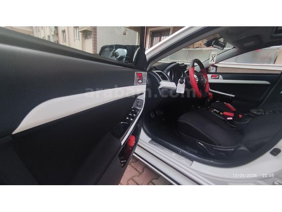 Sahibinden Mitsubishi Lancer 1.6 Invite 2011 Model