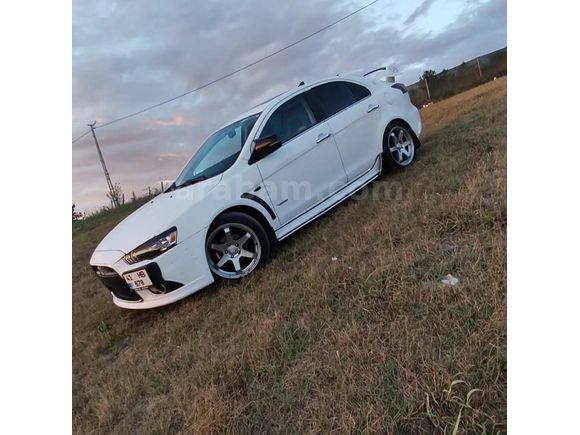 Sahibinden Mitsubishi Lancer 1.6 Invite 2011 Model