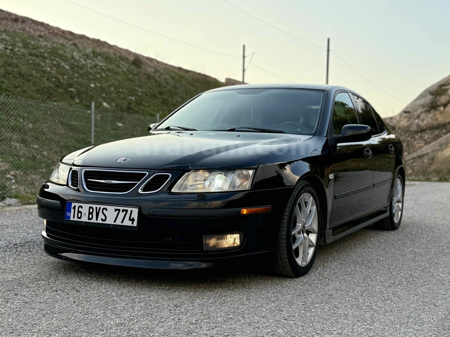 Sahibinden Saab 9-3 2.0 Turbo Vector 2004 Model Bursa 357.000 km Siyah 1