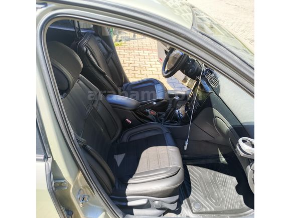 Sahibinden Renault Laguna 1.6 Expression 2005 Model