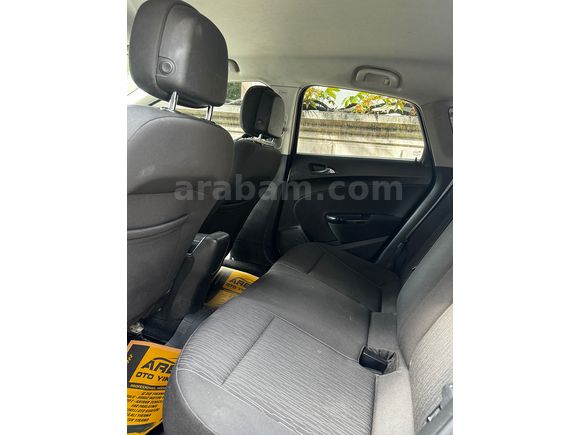 Sahibinden Opel Astra J 1.6 Edition 2013 Model  Makyajlı Kasa
