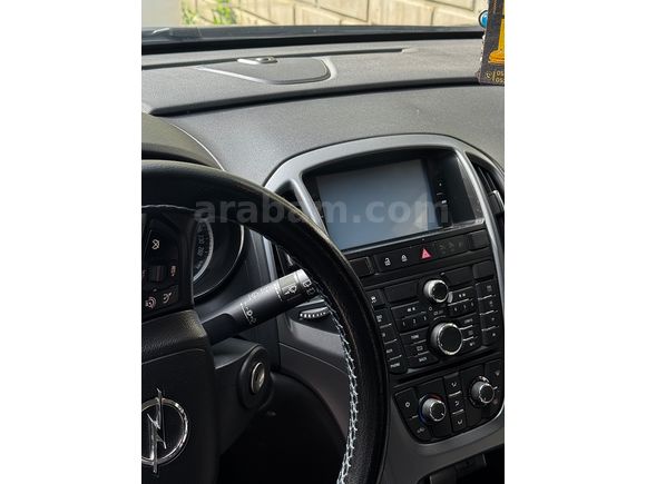 Sahibinden Opel Astra J 1.6 Edition 2013 Model  Makyajlı Kasa