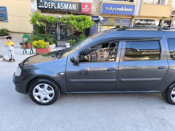 Sahibinden Dacia Logan 1.5 dCi MCV Ambiance 2010 Model