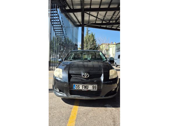 Sahibinden Toyota Auris 1.4 D-4D Comfort 2009 Model
