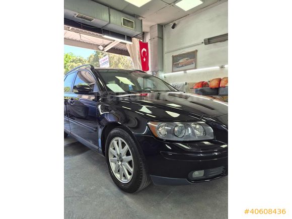 TEMİZ VOLVO V50 1.6D STAİON WAGON AİLE ARACI