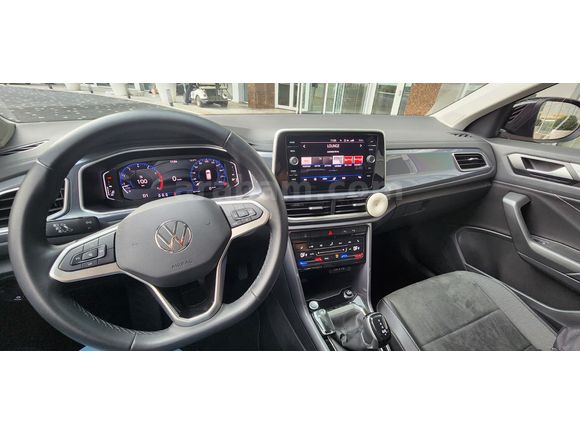 Sahibinden Volkswagen T-Roc 1.5 TSI Style 2023 Model 