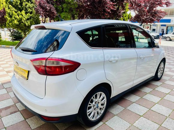 Galeriden Ford C-Max 1.6 TDCi Titanium 2013 Model Tokat