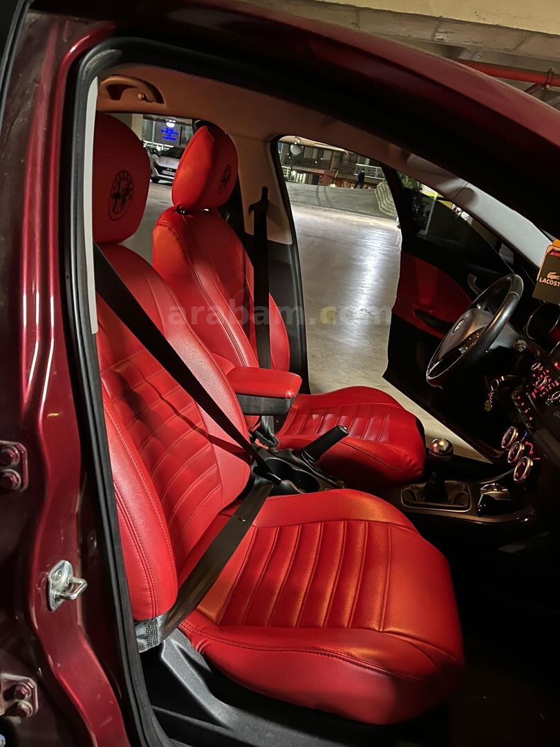 Sahibinden Alfa Romeo Giulietta 1.4 TB MultiAir Distinctive 2011 Model İstanbul 185.000 km Kırmızı 6