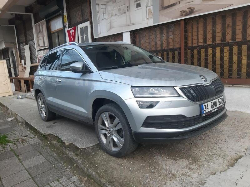 Sahibinden Skoda Karoq 1.6 TDI Style 2019 Model İstanbul 112000 km Gri