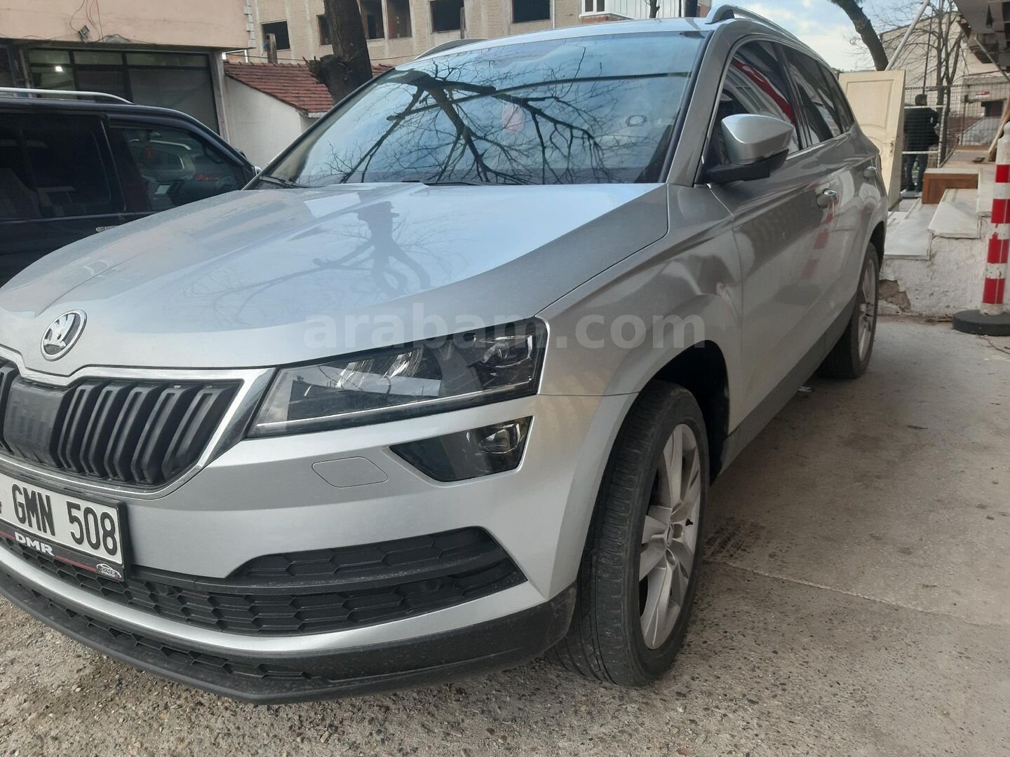 Sahibinden Skoda Karoq 1.6 TDI Style 2019 Model İstanbul 112000 km Gri 3
