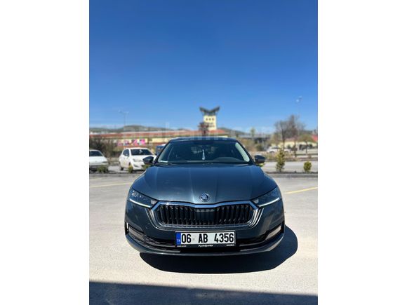 Sahibinden Skoda Octavia 1.5 e-Tec Elite 2021 Model