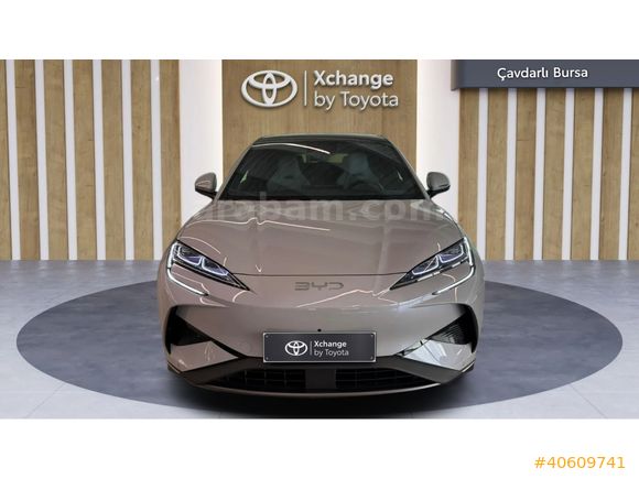 ÇAVDARLI BYD PLAZA'DAN 2025 SEALION 7 DESIGN