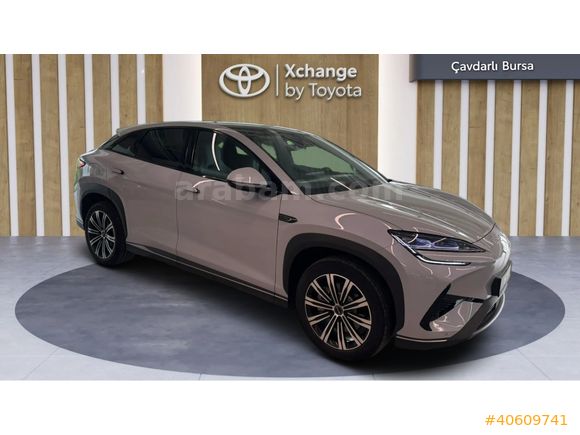 ÇAVDARLI BYD PLAZA'DAN 2025 SEALION 7 DESIGN