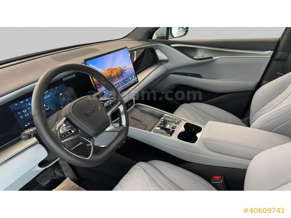 ÇAVDARLI BYD PLAZA'DAN 2025 SEALION 7 DESIGN