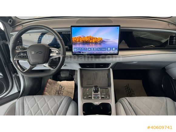 ÇAVDARLI BYD PLAZA'DAN 2025 SEALION 7 DESIGN