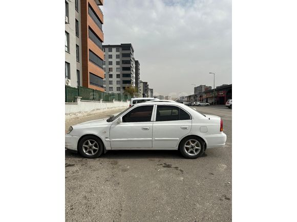 Sahibinden Hyundai Accent 1.3 Admire 2006 Model
