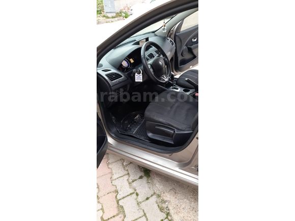 Sahibinden Renault Fluence 1.5 dCi Touch Plus 2013 Model