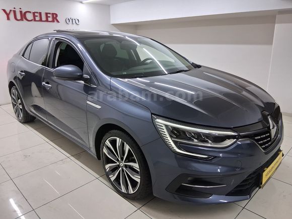YÜCELER OTO'DAN 2025 RENAULT MEGANE 1.5 İCON SUNROOFLU HATASIZ