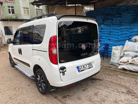 Sahibinden Fiat Doblo Combi 1.6 Multijet Premio 2014 Model  227.000 km Beyaz