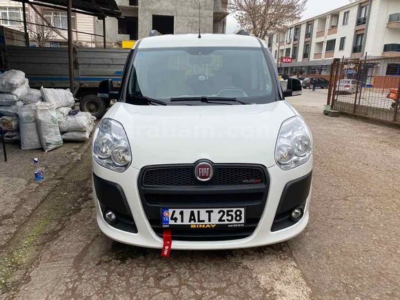 Sahibinden Fiat Doblo Combi 1.6 Multijet Premio 2014 Model  227.000 km Beyaz