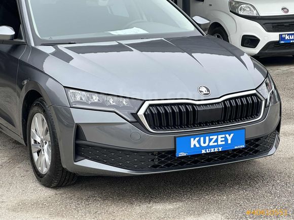 BOYASIZ!! 2025 SKODA OCTAVİA 1.5 MHEV 150 ELİTE DSG 11.000 KM DE