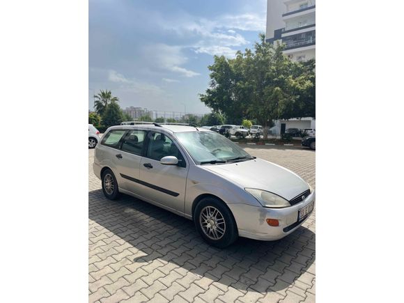 Sahibinden Ford Focus 1.6 Ghia 2001 Model 