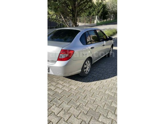 Sahibinden Renault Symbol 1.4 2010  lpgli trinksat 406.700? çıkıyor