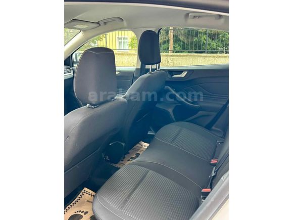 Sahibinden Ford Focus 1.5 EcoBlue Titanium Stil 2024 Model 