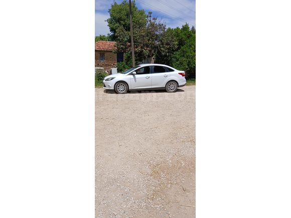 Sahibinden Ford Focus 1.6 TDCi Titanium 2014 Model
