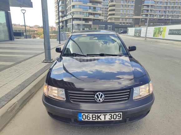 2000 VOLKSWAGEN 1.8 TURBO PASSAT MANUEL COMFORTLİNE BENZİN&LPG 150 BEYGİR