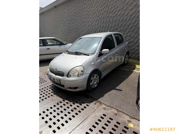 TOYOTA YARİS 1.3 SOL DOLU PAKET FIRSAT ARACI