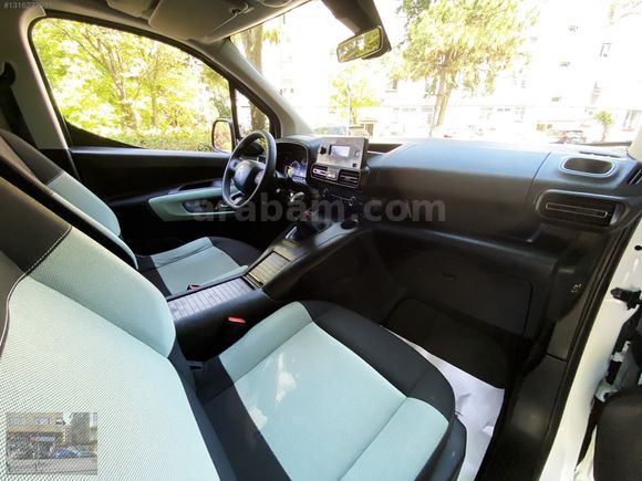 2019 BERLİNGO YENİ TİP BLUE HDİ FEEL PAKET TEMİZ GÜZEL ARAÇ....