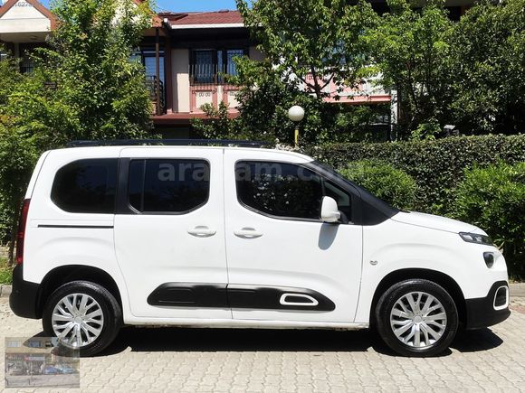 2019 BERLİNGO YENİ TİP BLUE HDİ FEEL PAKET TEMİZ GÜZEL ARAÇ....