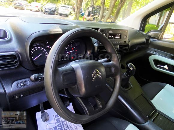 2019 BERLİNGO YENİ TİP BLUE HDİ FEEL PAKET TEMİZ GÜZEL ARAÇ....