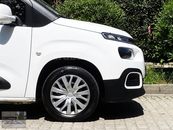 2019 BERLİNGO YENİ TİP BLUE HDİ FEEL PAKET TEMİZ GÜZEL ARAÇ....