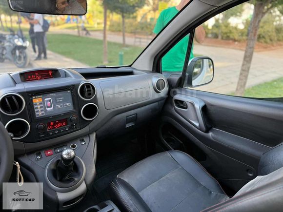 SOFT CAR ' DAN HATASIZ BOYASIZ 2017 1.6 HDİ SELECTİON FUL BAKMLI