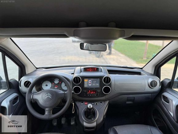 SOFT CAR ' DAN HATASIZ BOYASIZ 2017 1.6 HDİ SELECTİON FUL BAKMLI