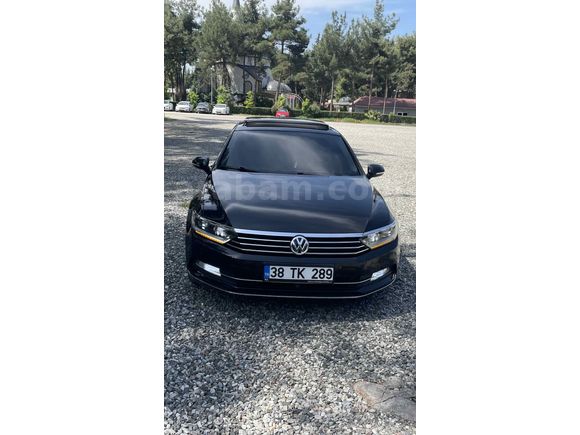 Sahibinden Volkswagen Passat 1.6 TDi BlueMotion Highline 2015 Model İzmir 218.000 km Siyah