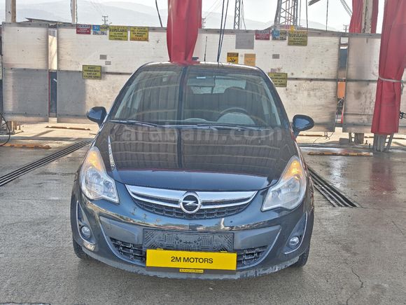 Galeriden Opel Corsa 1.4 Twinport Active 2013 Model Hatay