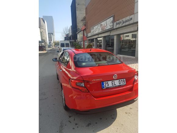 Sahibinden Fiat Egea 1.4 Fire Easy 2023 Model  10.000 km Kırmızı