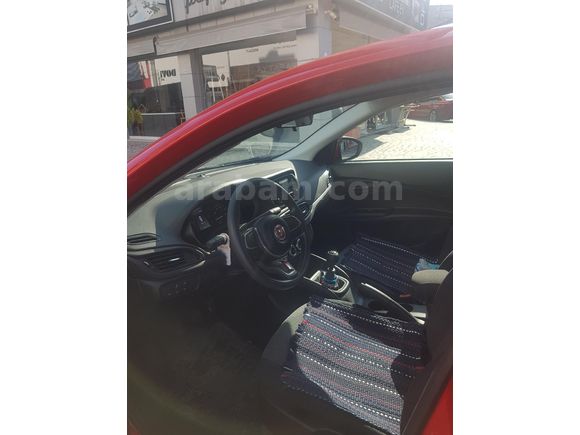Sahibinden Fiat Egea 1.4 Fire Easy 2023 Model  10.000 km Kırmızı