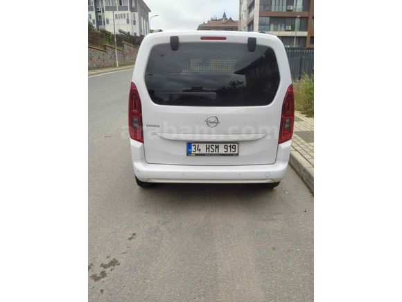 Sahibinden Opel Combo 1.5 CDTI Edition 2023 Model  20.000 km Beyaz