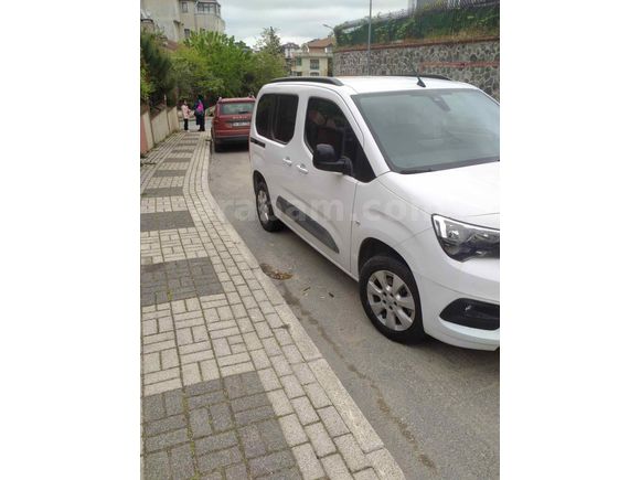 Sahibinden Opel Combo 1.5 CDTI Edition 2023 Model  20.000 km Beyaz