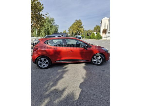 Sahibinden Renault Clio 1.2 TCE Icon 2015 Model