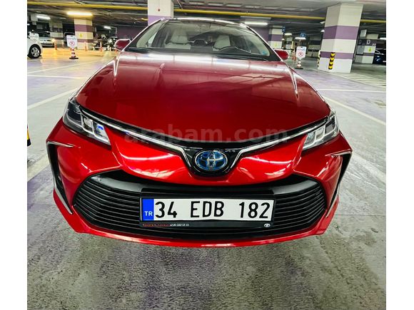 Sahibinden Toyota Corolla 1.8 Hybrid Flame X-Pack 2021 Model 