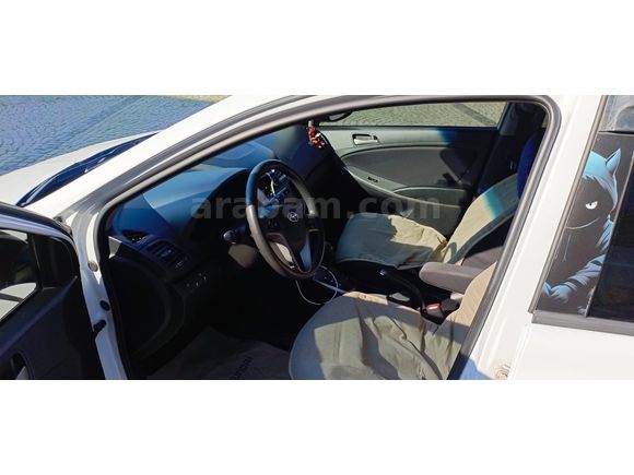 Hyundai Yetkili Servis Çalışanından Accent Blue 1.6 CRDI Mode Plus 2017 Model 