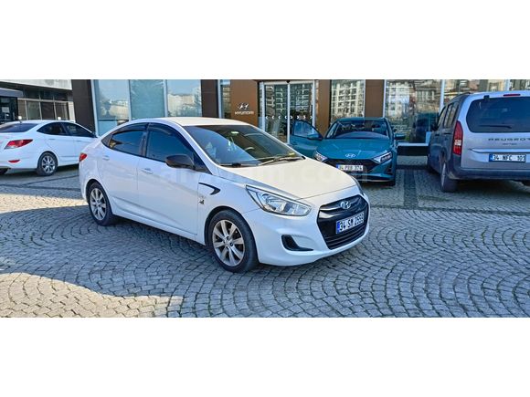 Hyundai Yetkili Servis Çalışanından Accent Blue 1.6 CRDI Mode Plus 2017 Model 