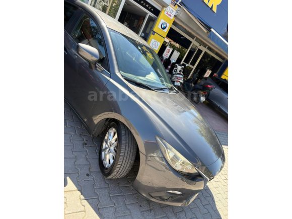 Sahibinden Mazda 3 1.5 SkyActive-G Reflex 2014 Model Ankara