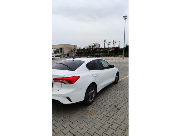 sahibinden tertemiz hatasız boyasız aile arabası