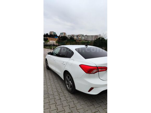 sahibinden tertemiz hatasız boyasız aile arabası